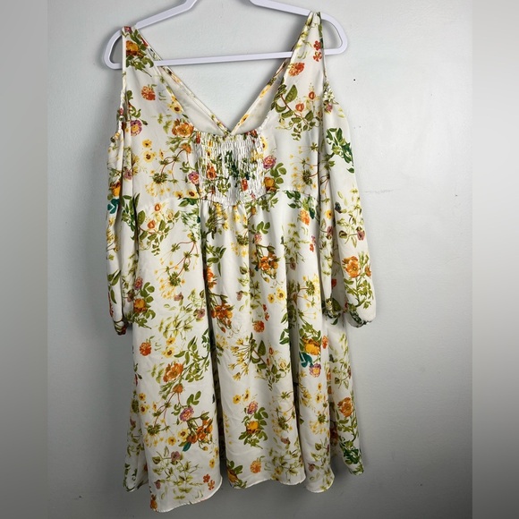 Disney Alice Through the Looking glass cold shoulder dress size large - Picture 5 of 5